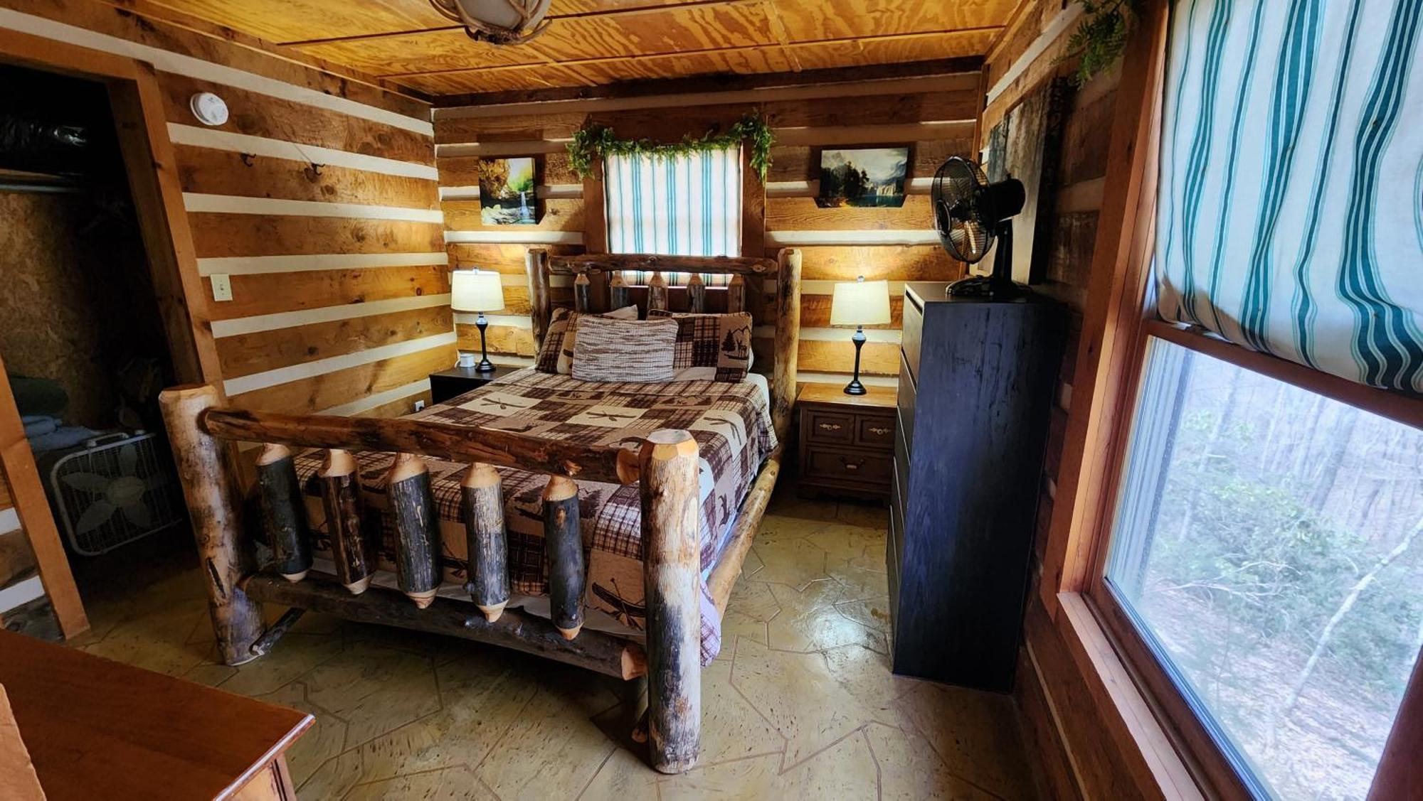 Rustic Cabin Сивиървил Екстериор снимка